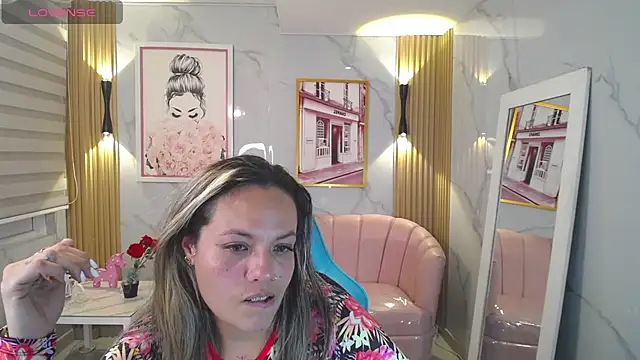 Jade Jones a online show from November 2, 2025, 3:42 am