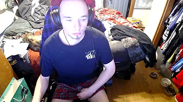 womenhateme69 online show from October 4, 2025, 5:16 am