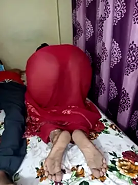 reena502 online show from October 6, 2025, 5:10 pm