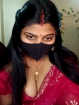 reena502 online show from December 15, 2025, 11:42 pm