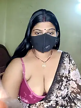 reena502 online show from July 15, 2026, 3:23 am
