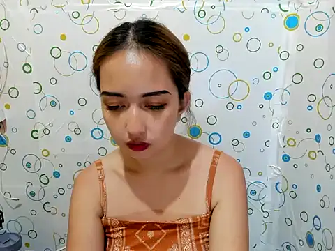 Soft Angel8 online show from February 2, 2026, 1:43 pm