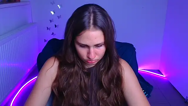 Snapshot of Stefanie_Sweet chatting on September 22, 2025, 5:31 am Stefanie Sweet online show from September 22, 2025, 5:31 am