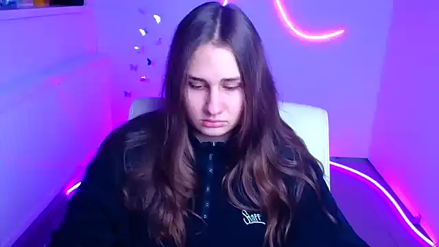 Snapshot of Stefanie_Sweet chatting on December 20, 2025, 6:31 am Stefanie Sweet online show from December 20, 2025, 6:31 am