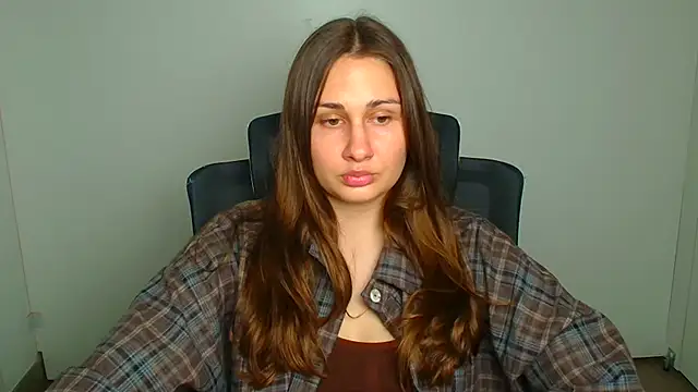 Stefanie Sweet online show from April 14, 2026, 5:35 am