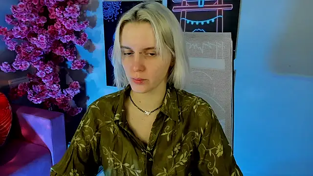 BethanyCloud online show from December 18, 2025, 5:46 am