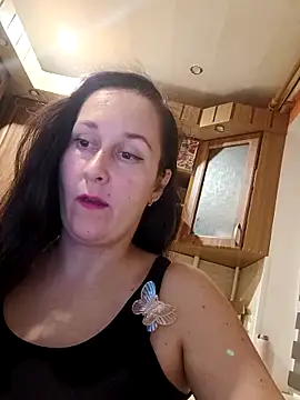 Amandda  online show from October 12, 2025, 5:56 pm