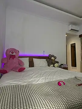 sarahsparkles20 online show from April 10, 2026, 1:00 am