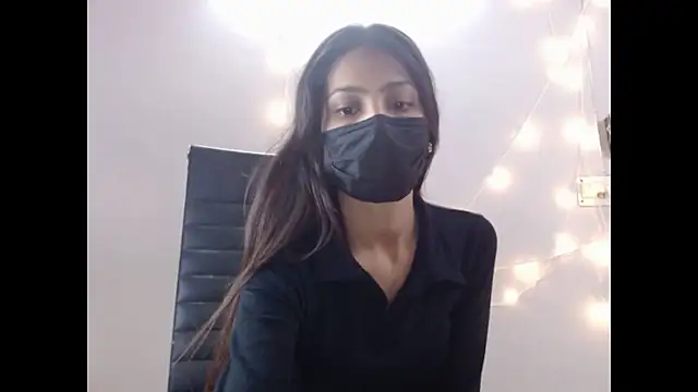  kamyaa09 online show from November 26, 2025, 2:23 am