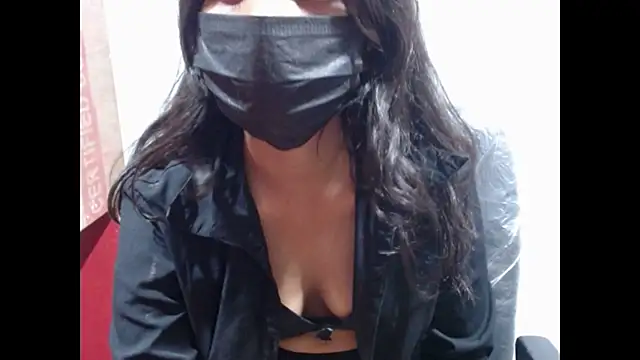  kamyaa09 online show from April 21, 2026, 4:45 pm