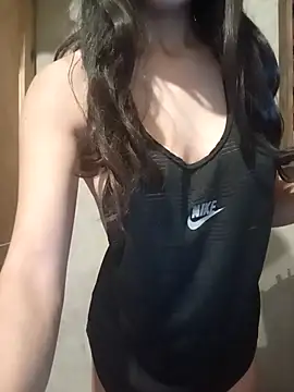 marii3910 online show from September 19, 2025, 2:07 pm