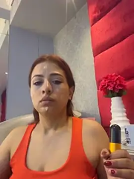 Snapshot of VictoriaFerro chatting on July 16, 2026, 1:06 pm VictoriaFerro online show from July 16, 2026, 1:06 pm