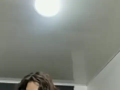 evelynesex online show from April 20, 2026, 3:42 am