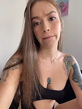Snapshot of alysa_g_ chatting on July 5, 2026, 9:00 pm alysa g online show from July 5, 2026, 9:00 pm