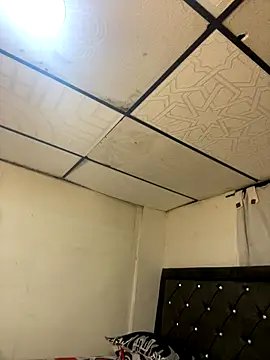 Snapshot of Mia_jhoonson chatting on November 19, 2025, 10:37 am Mia jhoonson online show from November 19, 2025, 10:37 am