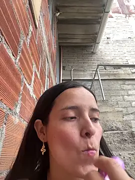 Snapshot of Mia_jhoonson chatting on January 6, 2026, 10:23 pm Mia jhoonson online show from January 6, 2026, 10:23 pm