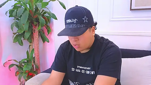 Naim Bennetsex online show from March 4, 2026, 1:22 am