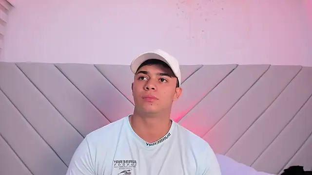 jayd muscle online show from October 11, 2025, 4:12 am