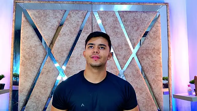 jayd muscle online show from March 6, 2026, 4:31 am