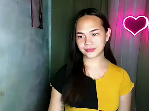 sweetsassyxx online show from April 21, 2026, 6:09 am