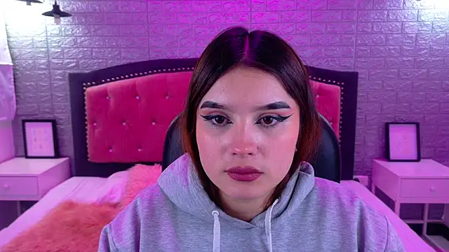 Natalie loffreda online show from October 13, 2025, 7:47 pm