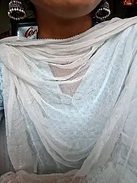 Telugu   Sexygirl   Naidu online show from April 20, 2026, 3:53 am