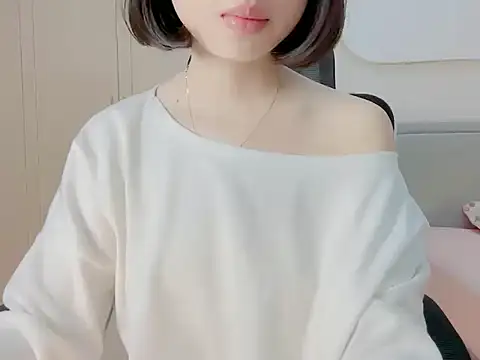 ggLovee online show from October 24, 2025, 1:03 am