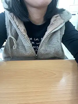 -NhaKy22 online show from November 25, 2025, 6:46 am