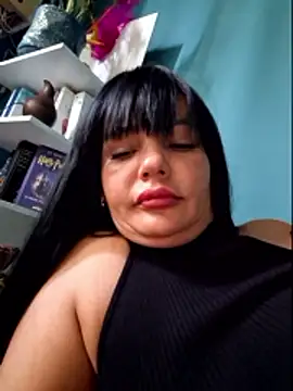 Ella sweety00 online show from April 15, 2026, 9:27 am