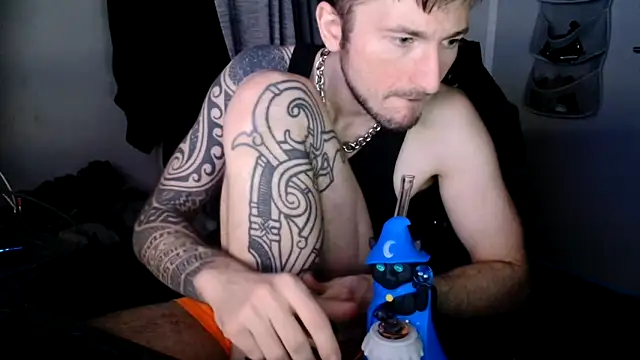 th1  online show from April 3, 2026, 1:36 am