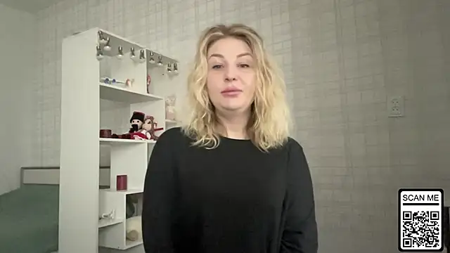 Blondie xoxoxo online show from February 2, 2026, 6:56 am