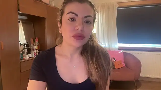 princess17 online show from March 6, 2026, 4:36 pm