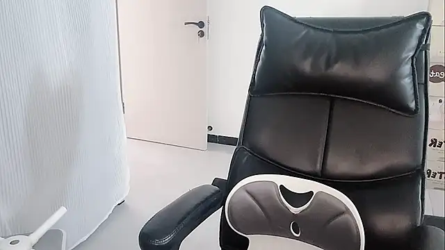 Ianxuan online show from January 6, 2026, 6:28 am