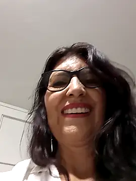 swity foster online show from September 28, 2025, 8:31 am