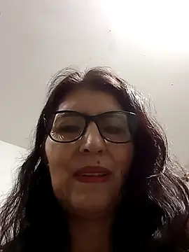 swity foster online show from October 2, 2025, 8:32 am