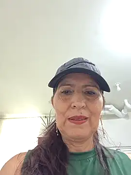 Snapshot of swity_foster chatting on July 24, 2026, 4:49 pm swity foster online show from July 24, 2026, 4:49 pm