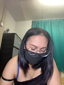 Snapshot of melyiaaa chatting on April 29, 2026, 2:54 pm melyiaaa online show from April 29, 2026, 2:54 pm