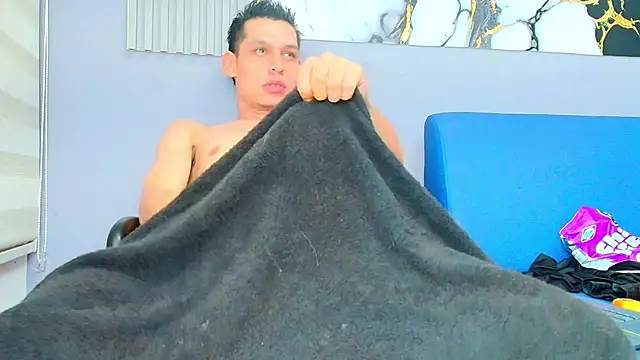 MARCUS SMITHH1 online show from October 25, 2025, 4:20 am