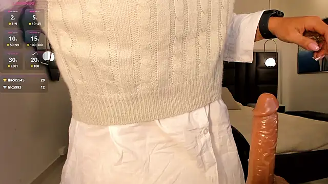 MilaColeman online show from February 3, 2026, 2:53 am