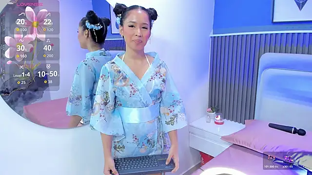 lily  star online show from November 30, 2025, 3:21 am