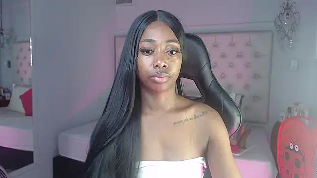 Snapshot of candyy_ebony chatting on December 5, 2025, 3:15 am candyy ebony online show from December 5, 2025, 3:15 am