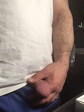 Snapshot of vanessa_tom chatting on April 11, 2026, 10:47 pm vanessa tom online show from April 11, 2026, 10:47 pm