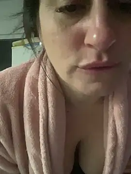 allana69 online show from October 30, 2025, 12:45 am