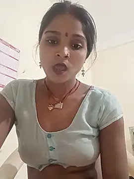 Snapshot of Harini_Gautam chatting on July 22, 2026, 5:49 pm Harini Gautam online show from July 22, 2026, 5:49 pm