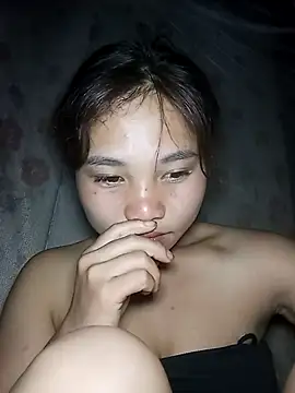 EllyBaby20 online show from September 21, 2025, 11:28 pm