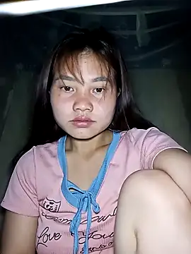 EllyBaby20 online show from April 21, 2026, 11:07 pm