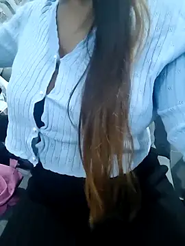 Snapshot of siya00 chatting on November 26, 2025, 7:37 pm siya00 online show from November 26, 2025, 7:37 pm