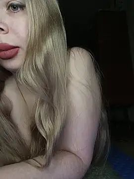 BunnyFoxy777 online show from February 10, 2026, 5:50 pm