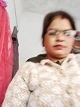 Snapshot of Bhavna_hot chatting on December 4, 2025, 10:57 am Bhavna hot online show from December 4, 2025, 10:57 am