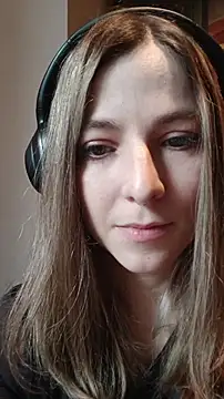 evafolver online show from November 12, 2025, 12:05 pm